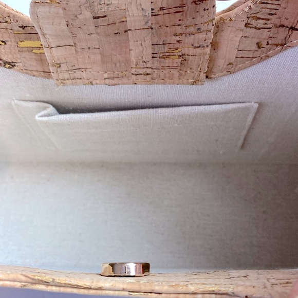 Alessia Bianchi Gold Cork Clutch Purse With Bamboo Handle - Picture 6 of 8